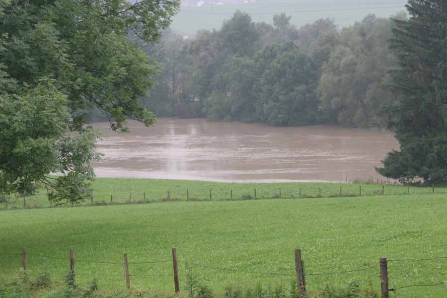 Hochwasser 22. und 23.August 2005 im Allgäu / Iller Flut bei Sulzberg (Oberallgäu)