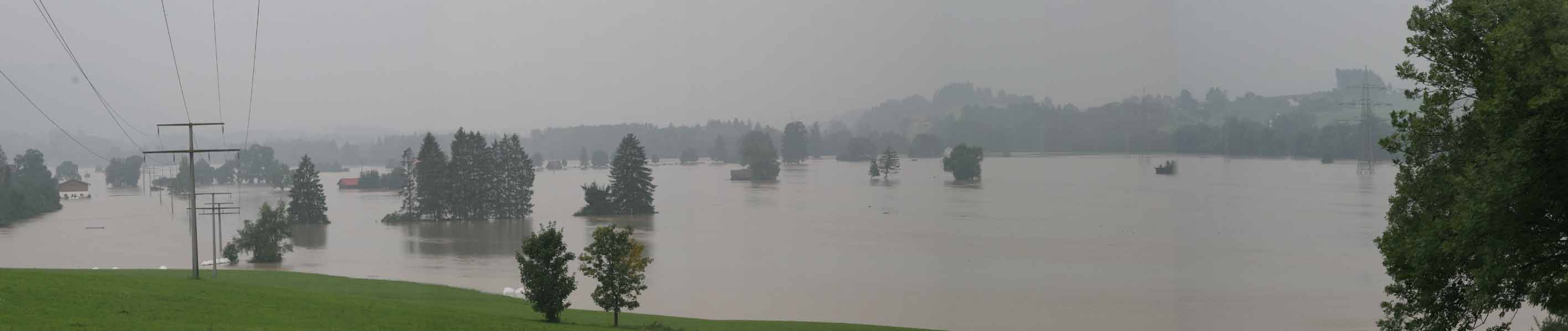 Hochwasser 22. und 23.August 2005 im Allgäu / Flutpanorama in Sulzberg (Oberallgäu)