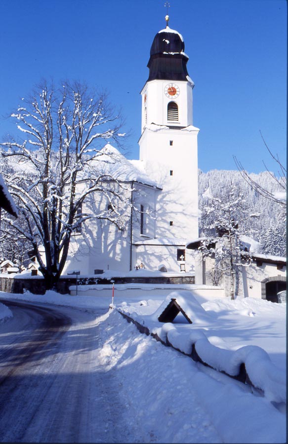 Winter im Allgäu / Kirche in Kierwang (Ofterschwang)