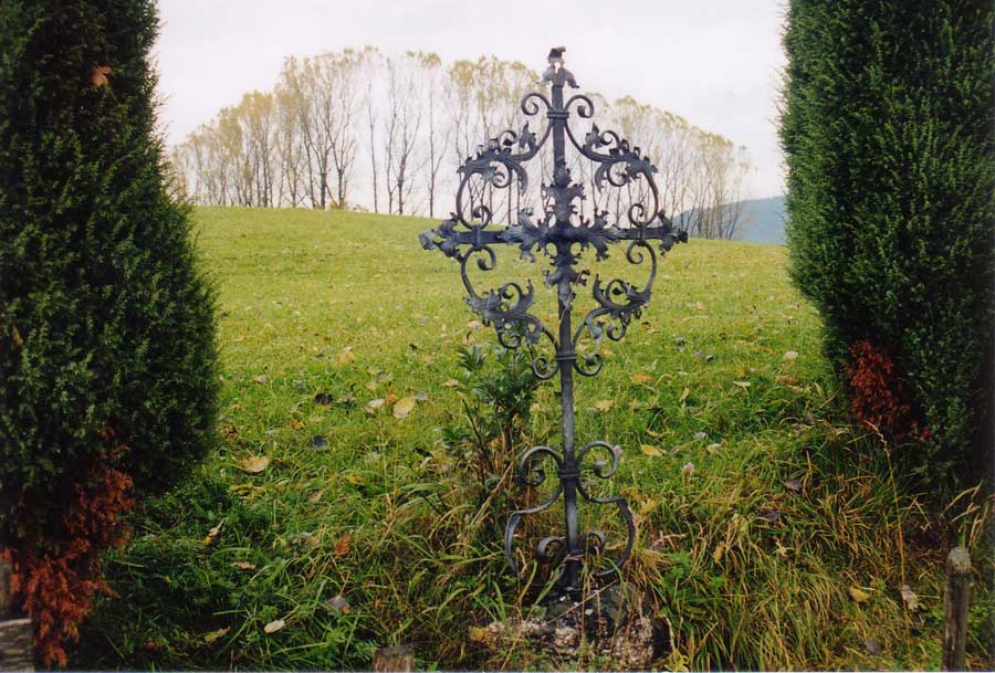 Flurkreuz-bei-Braeunlings