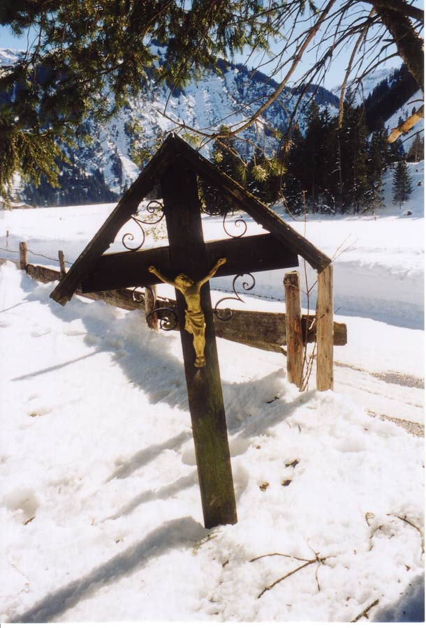 Wegkreuz-im-Gunzesriedertal