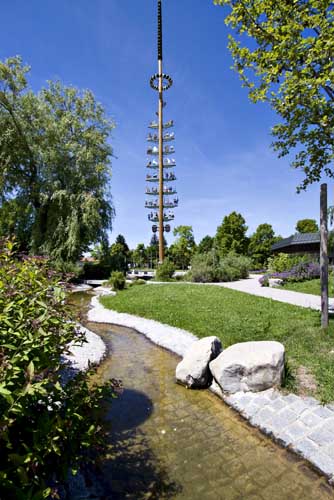 Maibaum beim MODEON