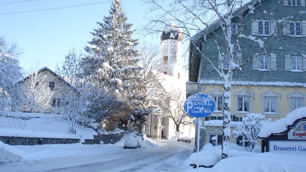 Rettenberg im Winter_tiefverschneit_Rettenberg im Allgaeu