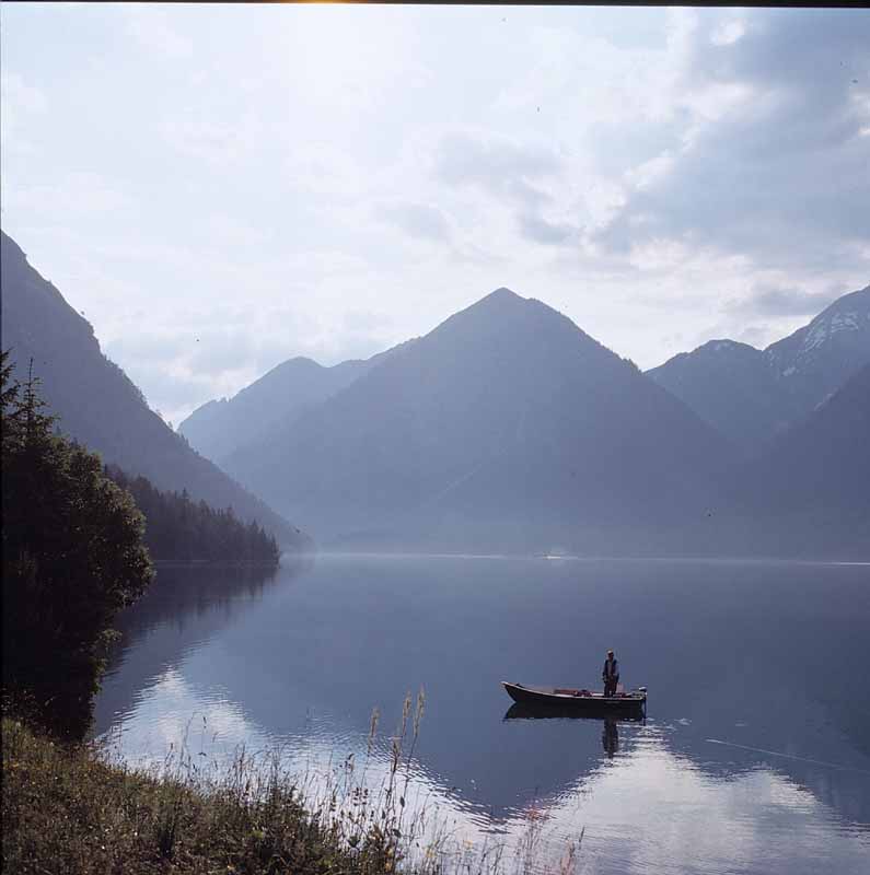 Plansee und Urisee / Fischer am Plansee