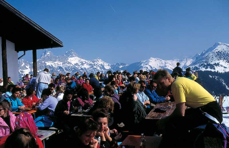 Ski, Snowboard, Carven, Telemark im Tannheimer Tal